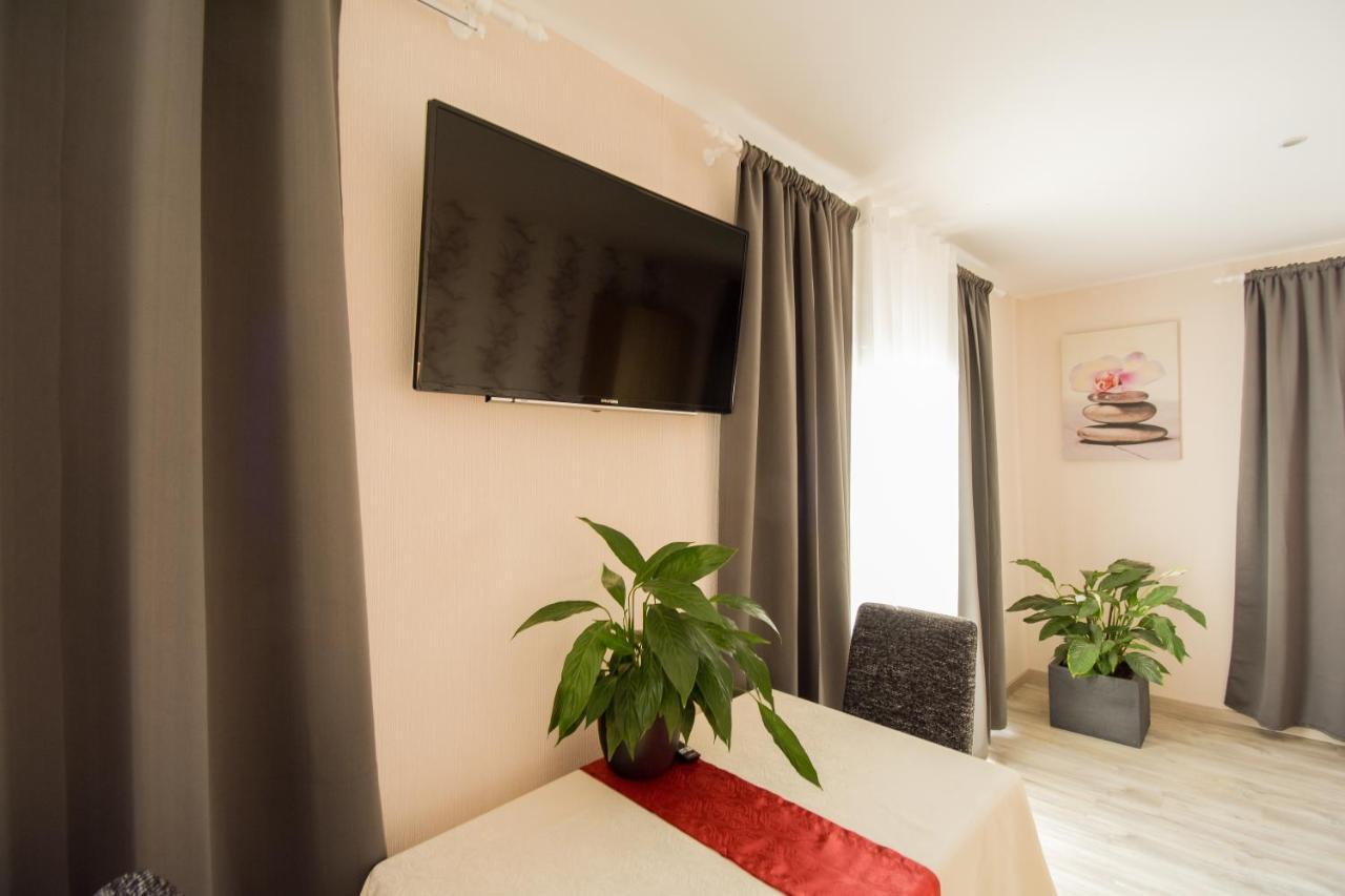Mainzimmer - Business Apartments Hasloch  Екстер'єр фото