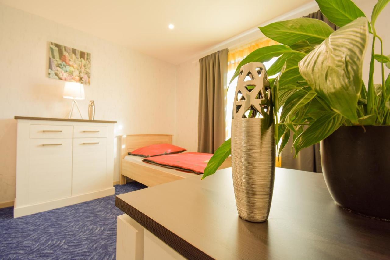 Mainzimmer - Business Apartments Hasloch  Екстер'єр фото