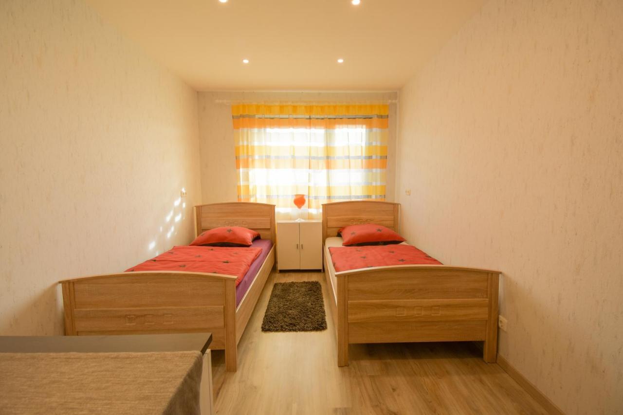 Mainzimmer - Business Apartments Hasloch  Екстер'єр фото