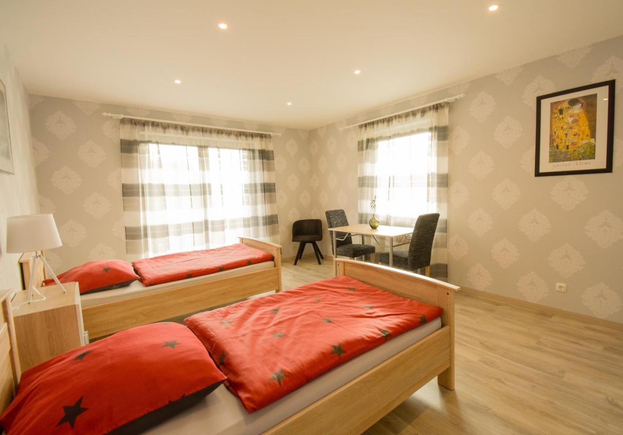 Mainzimmer - Business Apartments Hasloch  Екстер'єр фото